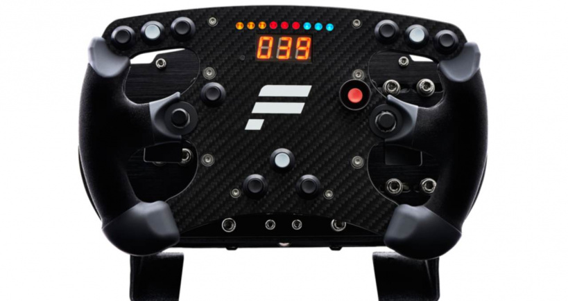 Fanatec ClubSport steering wheel Formula Carbon – Unboxing par Luigi373